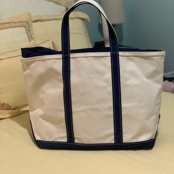L.L. Bean Cream and Blue Tote Bag - Picture 1 of 3